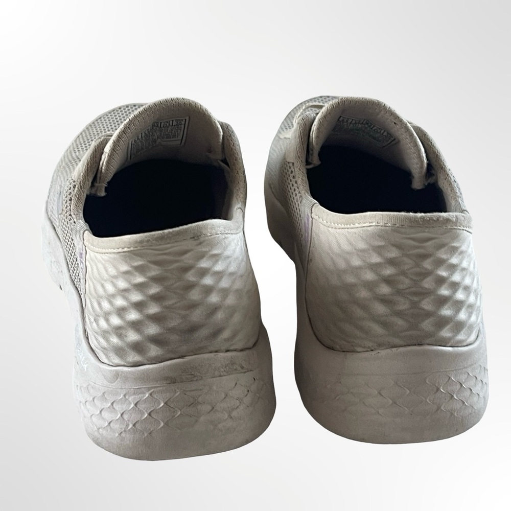 Skechers Light Beige Athletic Shoes in size 6.5 - Picture 3 of 7